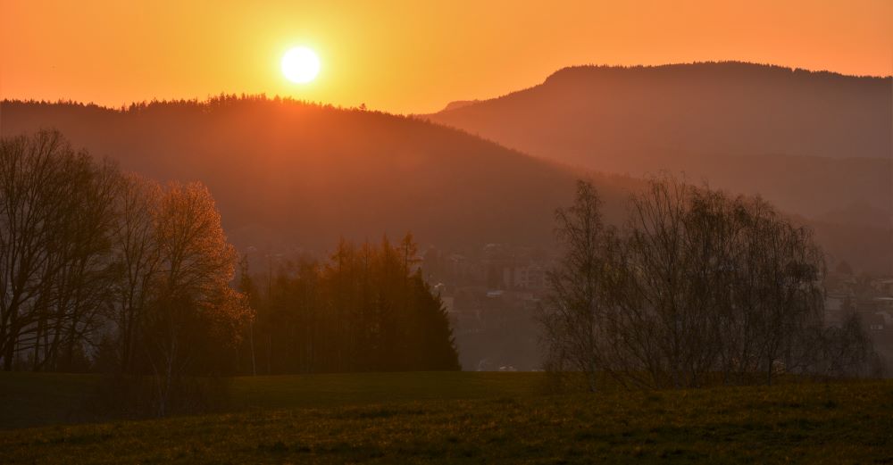 nad Hronovem