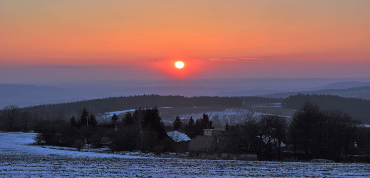 soumrak na Zvičině